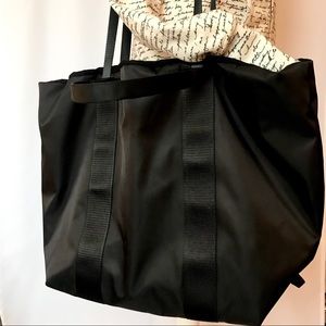 Fabletics “The Day Trip Tote” Tote or Crossbody